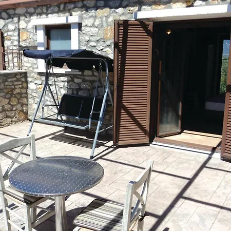 Hébergement de vacances 3 Bedroom Lovely In Paralio Astros *