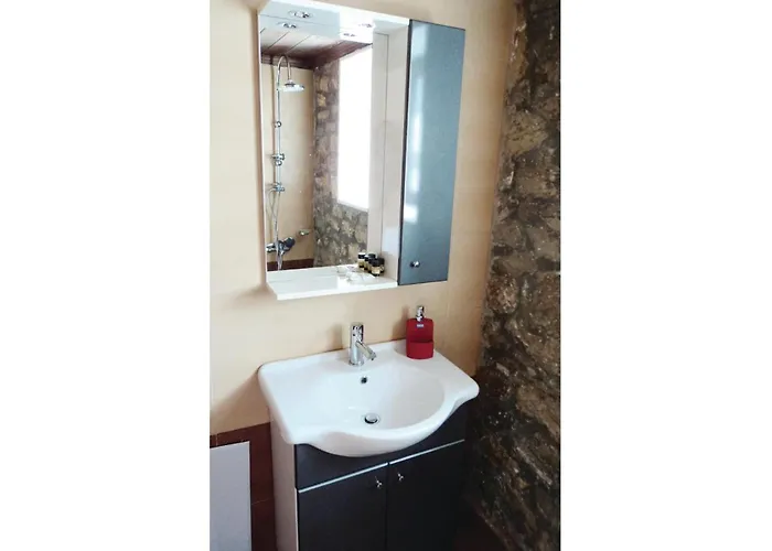 Сasa de vacaciones 3 Bedroom Lovely In