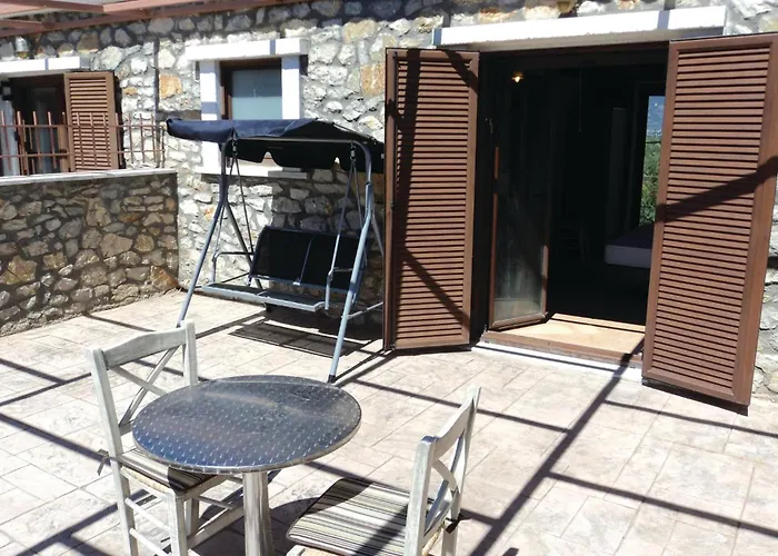 Dom wakacyjny 3 Bedroom Lovely In *